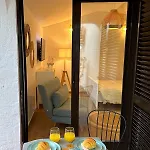 Refugio Junto A Falesia * オーリョス・デ・アーグァ